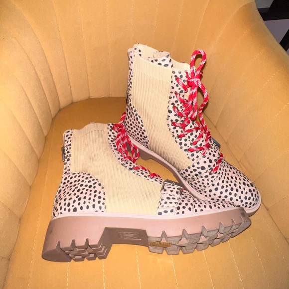 Dolce Vita Boots - Picture 3 of 6